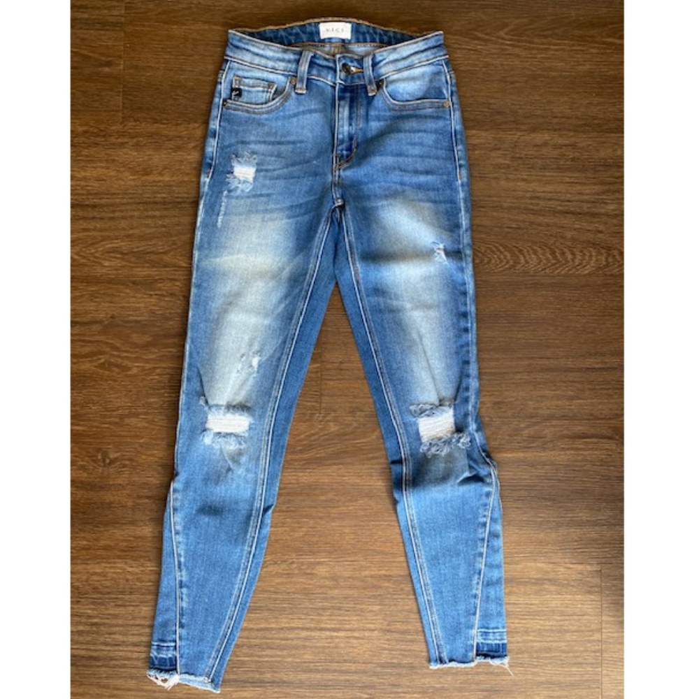 Vici Kancan Light faded denim washed jeans. Distressed Size 1/24
